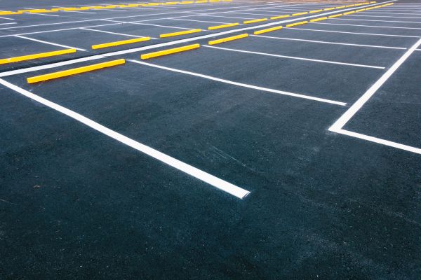 Asphalt Parking Lot Sealing in Surprise