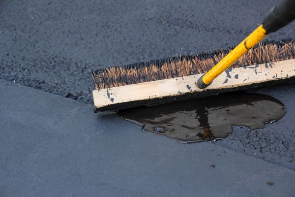 Driveway Asphalt Sealing in Surprise